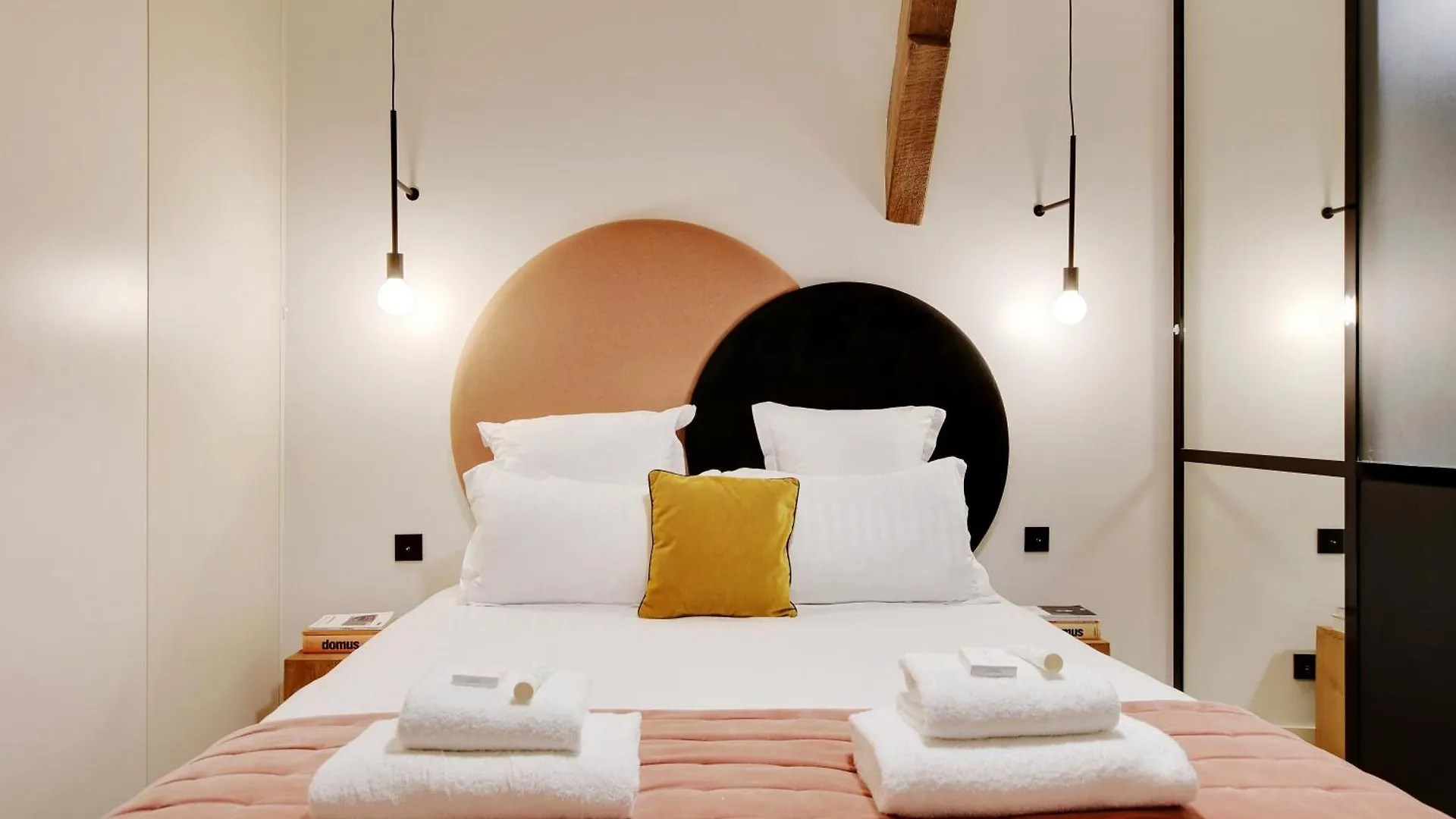 Apartment Sereners - Charming Serviced - Place Des Vosges Paris